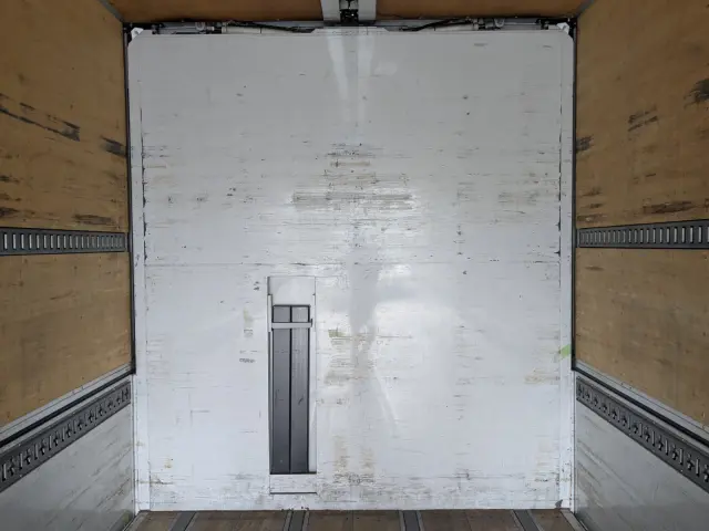 日野 プロフィア QKG-FW1EXBG(8x4)の写真18