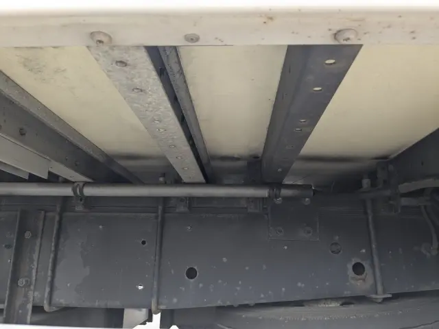 日野 プロフィア QKG-FW1EXBG(8x4)の写真22