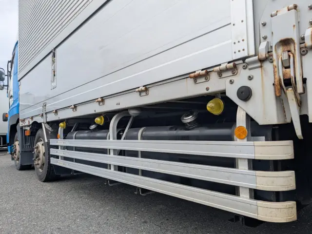 日野 プロフィア QKG-FW1EXBG(8x4)の写真25