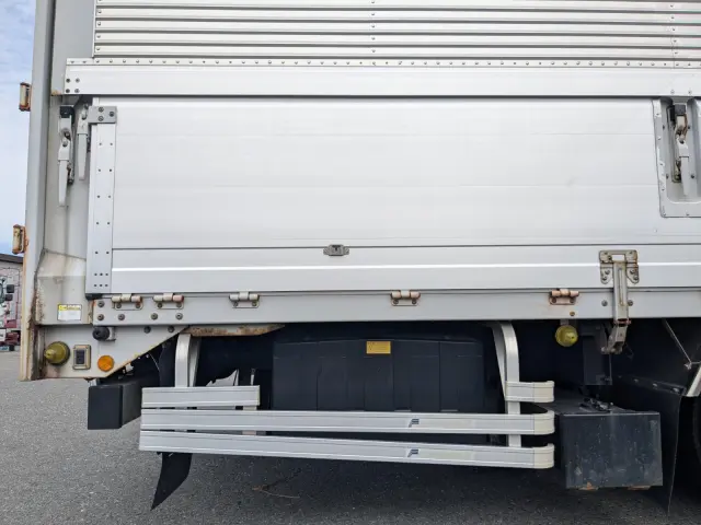 日野 プロフィア QKG-FW1EXBG(8x4)の写真28