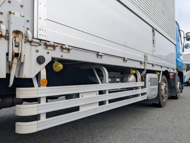 日野 プロフィア QKG-FW1EXBG(8x4)の写真32