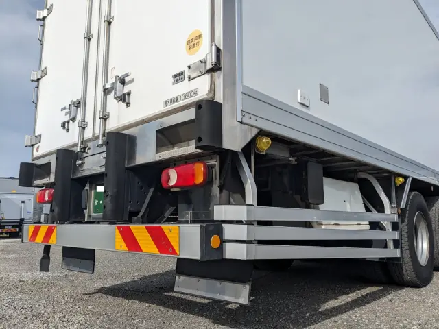 UD クオン 2PG-CD5CA(6x2)の写真7