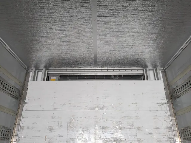 UD クオン 2PG-CD5CA(6x2)の写真15