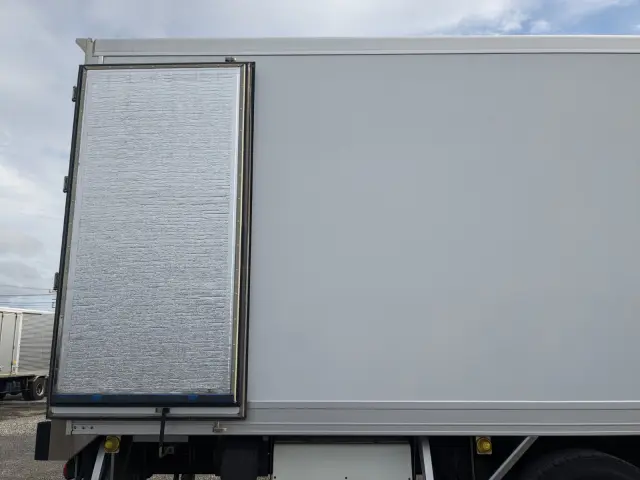 UD クオン 2PG-CD5CA(6x2)の写真29