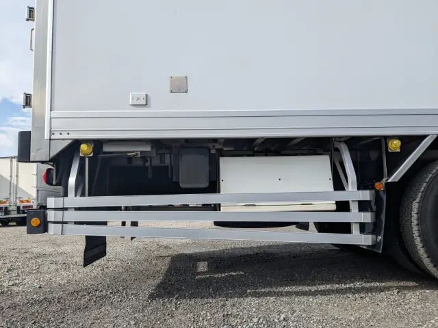 UD クオン 2PG-CD5CA(6x2)の写真30