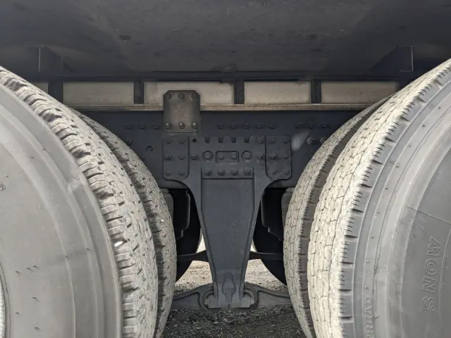 UD クオン 2PG-CD5CA(6x2)の写真31