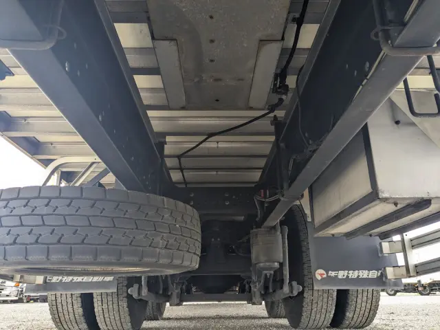 UD クオン 2PG-CD5CA(6x2)の写真35