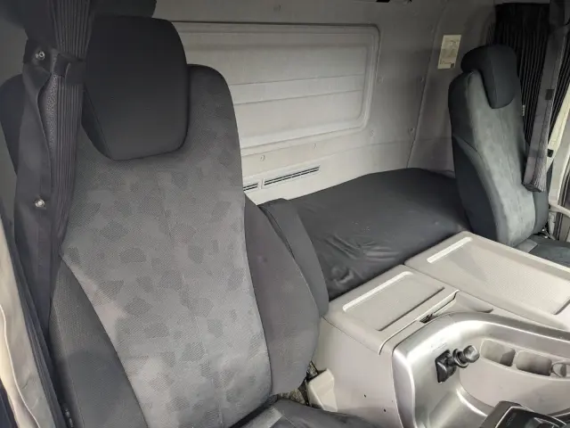 UD クオン 2PG-CD5CA(6x2)の写真41