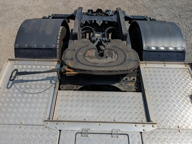 三菱 スーパーグレート 2PG-FP74HDR(2WD)の写真15