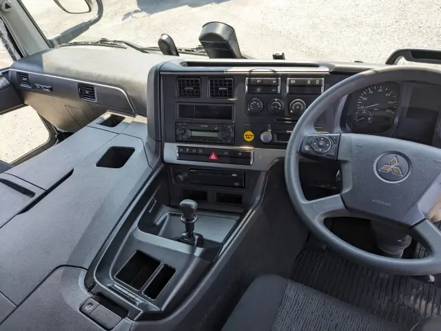 三菱 スーパーグレート 2PG-FP74HDR(2WD)の写真32