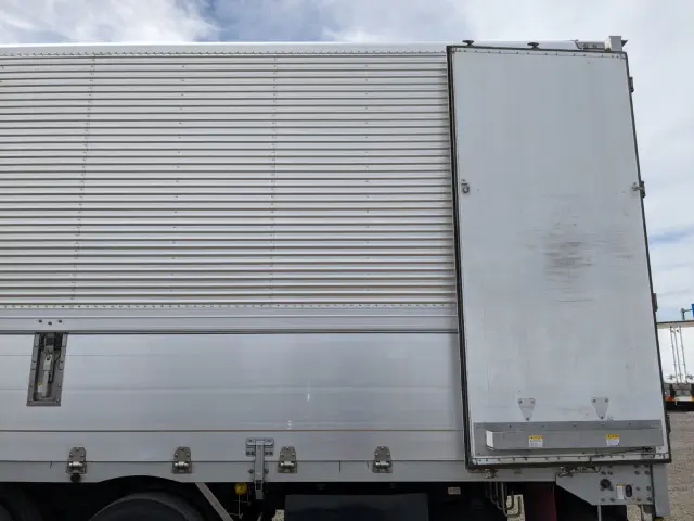 日野 プロフィア QPG-FW1EXEG(8x4)の写真21