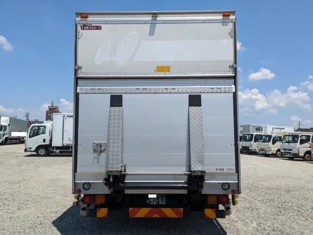 日野 レンジャー TKG-FD7JLAG(2WD)の写真10