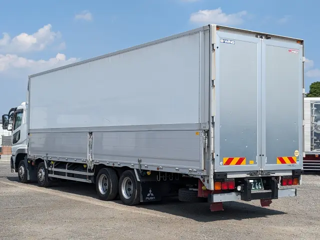 三菱 スーパーグレート QPG-FS64VZ(8x4)の写真4