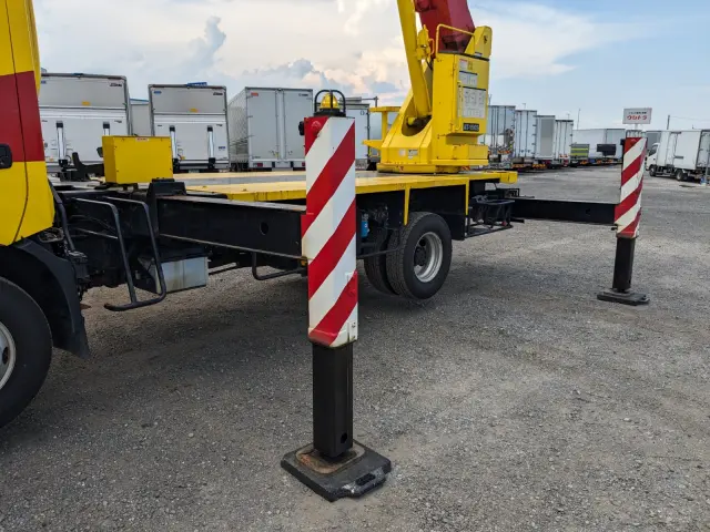 日野 デュトロ TKG-XZU710M(2WD)の写真40