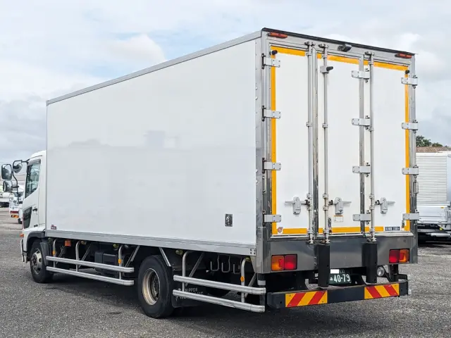 日野 レンジャー TKG-FC9JJAA(2WD)の写真4