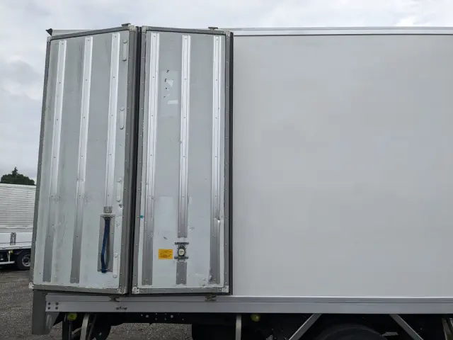 日野 レンジャー TKG-FC9JJAA(2WD)の写真28