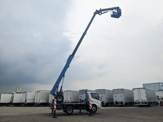 日野 デュトロ BKG-XZU304E(2WD)の写真22