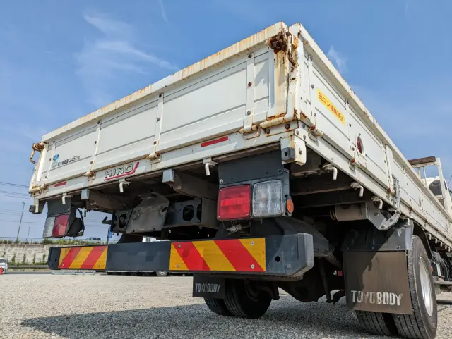 日野 レンジャー 2KG-FC2ABA(2WD)の写真9