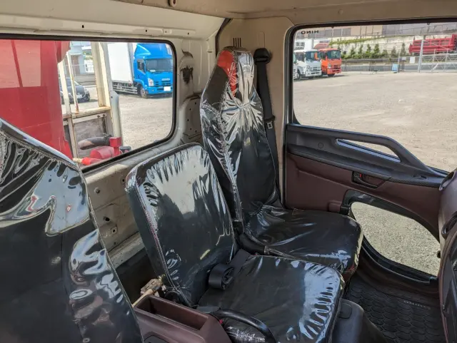 日野 レンジャー 2KG-FC2ABA(2WD)の写真35