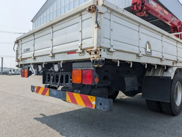 いすゞ フォワード 2PG-FRR90S1(2WD)の写真6