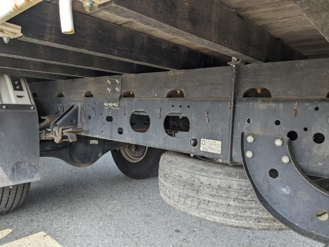 いすゞ フォワード 2PG-FRR90S1(2WD)の写真9