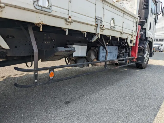 いすゞ フォワード 2PG-FRR90S1(2WD)の写真14