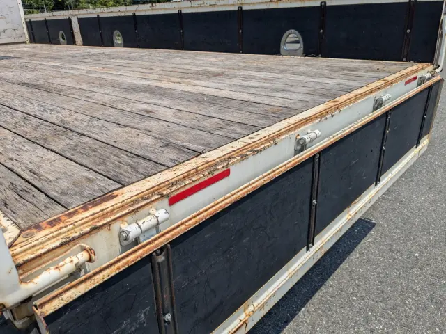 いすゞ フォワード 2PG-FRR90S1(2WD)の写真10