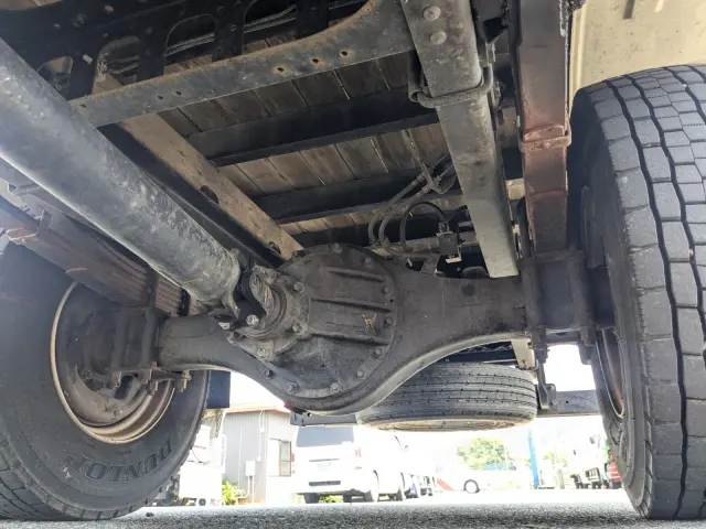 いすゞ フォワード 2PG-FRR90S1(2WD)の写真17