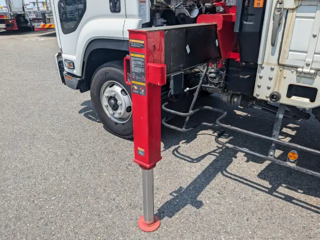 いすゞ フォワード 2PG-FRR90S1(2WD)の写真20