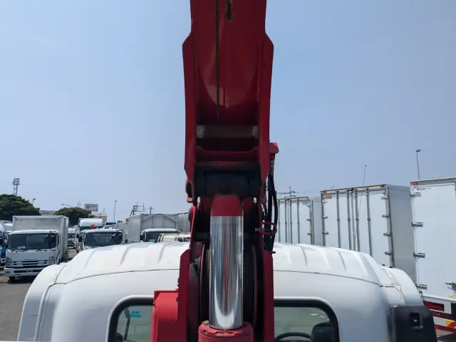 いすゞ フォワード 2PG-FRR90S1(2WD)の写真27