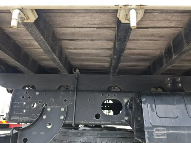 いすゞ フォワード 2PG-FRR90S1(2WD)の写真29