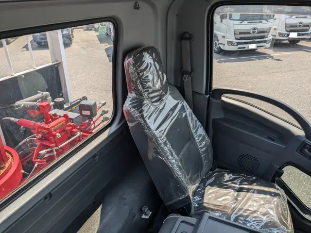 いすゞ フォワード 2PG-FRR90S1(2WD)の写真41