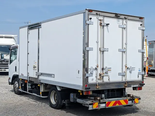 いすゞ エルフ TPG-NPR85AN(2WD)の写真4