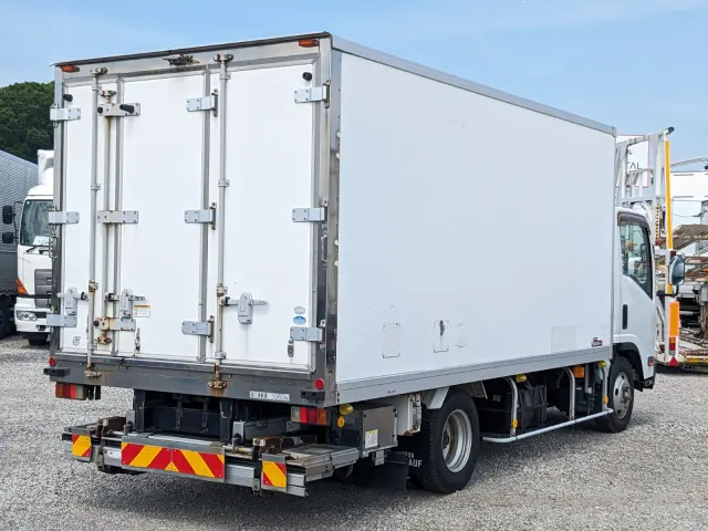 いすゞ エルフ TPG-NPR85AN(2WD)の写真5