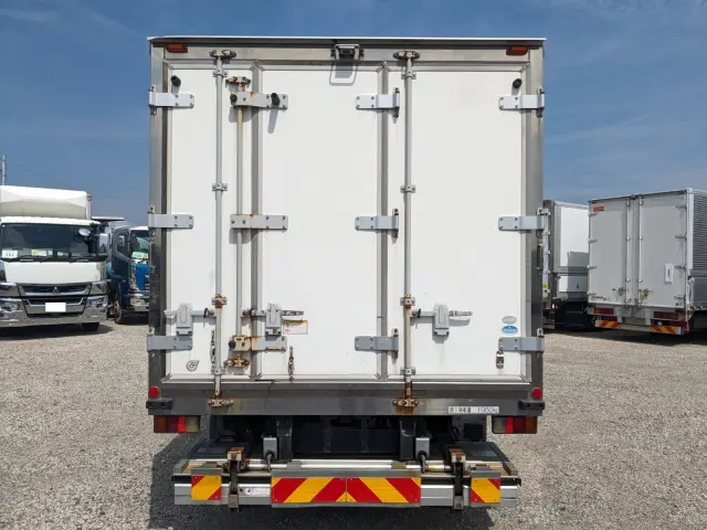 いすゞ エルフ TPG-NPR85AN(2WD)の写真6