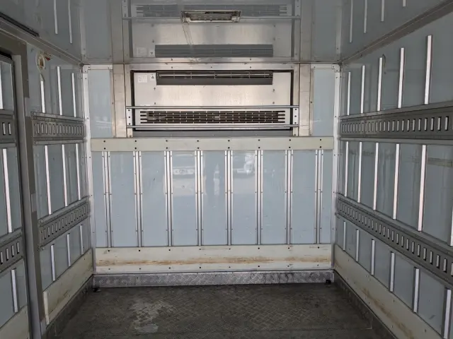 いすゞ エルフ TPG-NPR85AN(2WD)の写真19