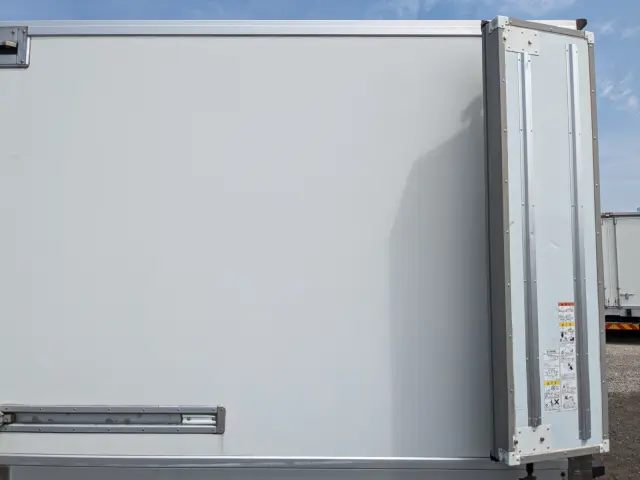 いすゞ エルフ TPG-NPR85AN(2WD)の写真23