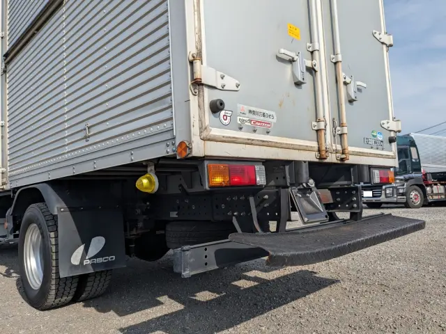 三菱 キャンター TPG-FEA50(2WD)の写真8