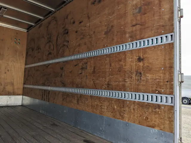 三菱 キャンター TPG-FEA50(2WD)の写真18