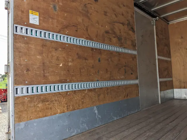 三菱 キャンター TPG-FEA50(2WD)の写真19