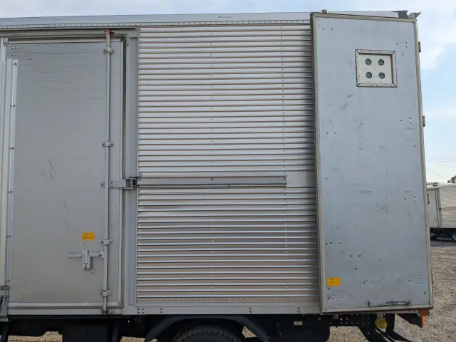 三菱 キャンター TPG-FEA50(2WD)の写真37
