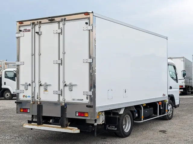 三菱 キャンター TPG-FEB50(2WD)の写真5