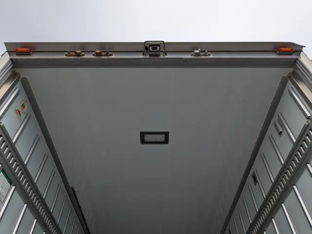 三菱 キャンター TPG-FEB50(2WD)の写真11