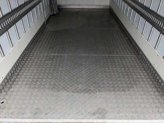 三菱 キャンター TPG-FEB50(2WD)の写真12