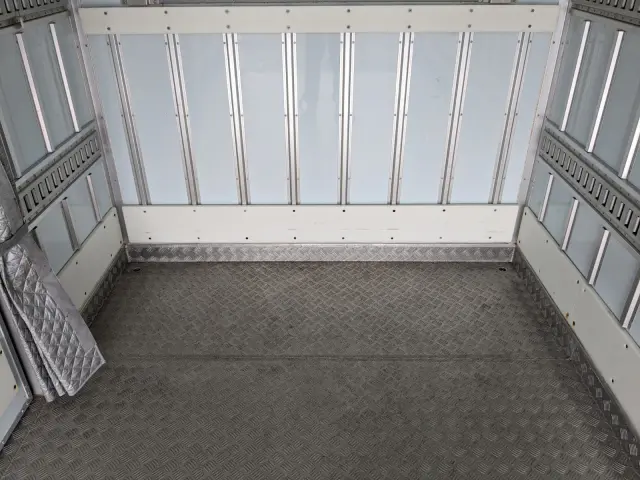 三菱 キャンター TPG-FEB50(2WD)の写真14