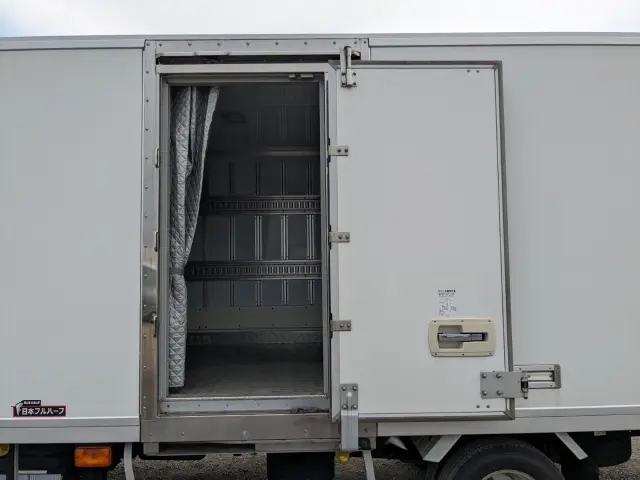 三菱 キャンター TPG-FEB50(2WD)の写真27