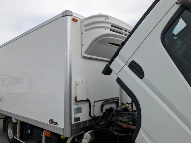 三菱 キャンター TPG-FEB50(2WD)の写真44