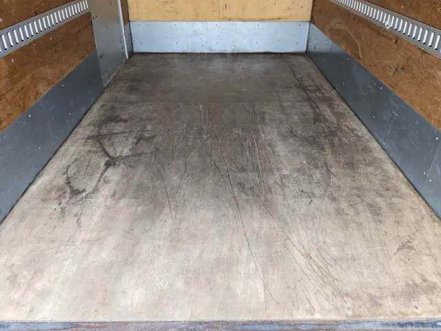 いすゞ エルフ TKG-NKS85AN(2WD)の写真11