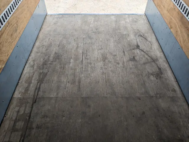 いすゞ エルフ TKG-NKS85AN(2WD)の写真19