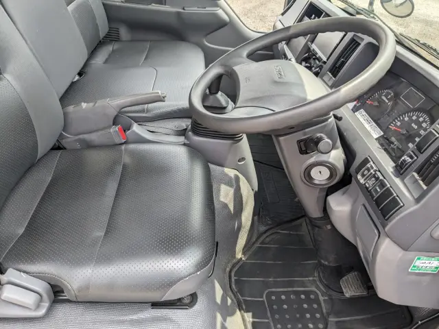 いすゞ エルフ TKG-NKS85AN(2WD)の写真34